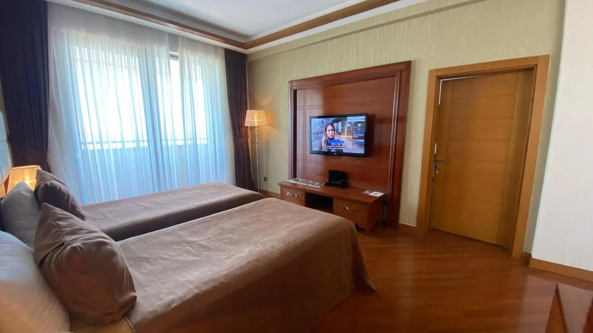 Khazri Hotel Shafran