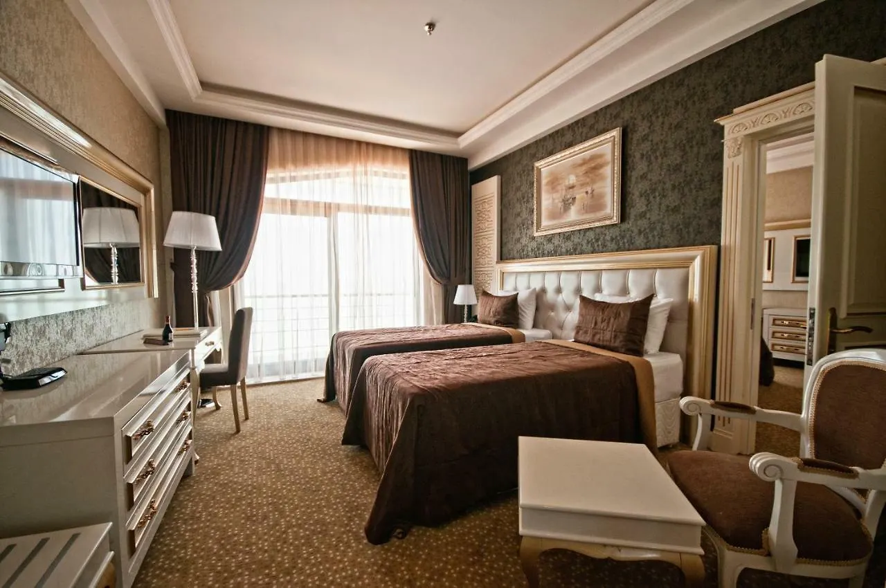 Khazri Hotel Shafran
