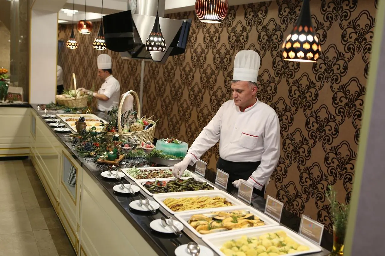 Khazri Hotel Shafran 5*,